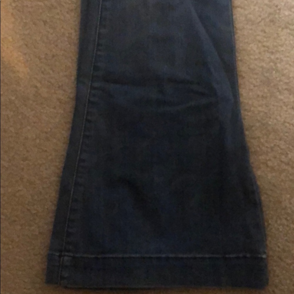 Jeans - Picture 2 of 3